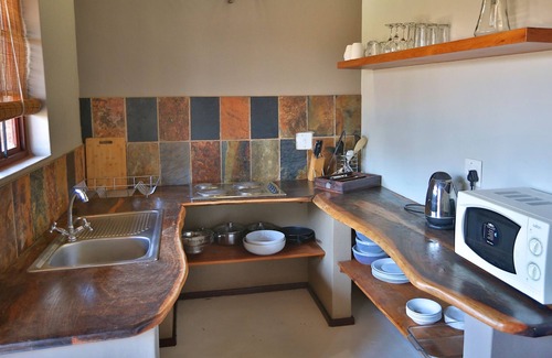 Hammanskraal Cabin | Mangwa Valley Game Lodge & Spa