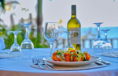 Nosy Komba Hotel | Manja Kely Lodge