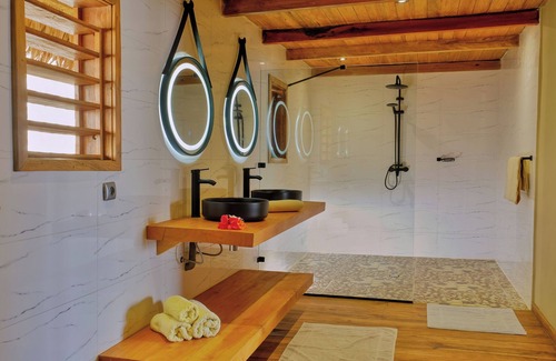 Nosy Komba Hotel | Manja Kely Lodge