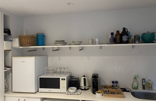 Manly Apartment | Manly oasis - wonderful street in manly - perfect place to stay, free parking