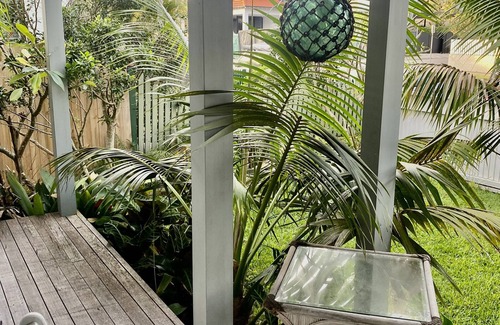 Manly Apartment | Manly oasis - wonderful street in manly - perfect place to stay, free parking