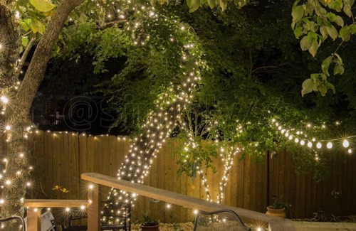 Manoa House | Manoa Cottage with Patios and Decks