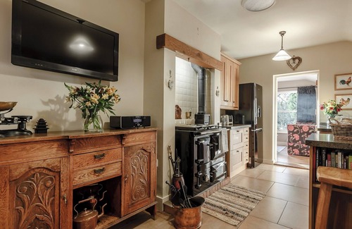 Stowmarket Cottage | Manor Cottage Bungalow