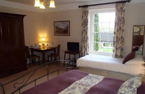 Collingbourne Kingston House | Manor Farm B&B