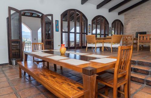 Tenorio House | Mansão com área gourmet e vista para a praia