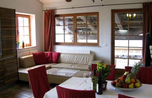 Bastia Mondovi House | Mansion in Langhe Hills with Pool