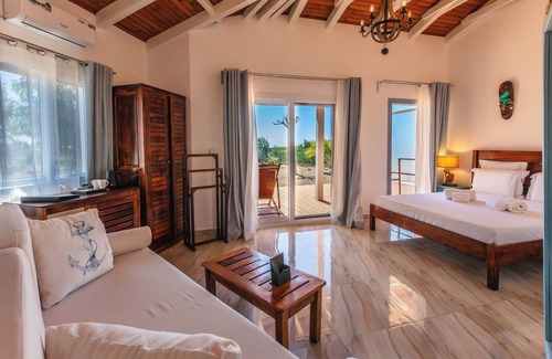 Antsiranana Hotel | Mantasaly Resort