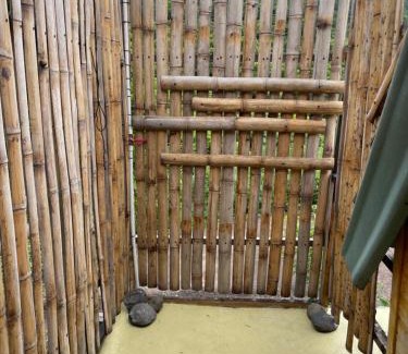 La Mesa Other | MANTIS, Vida en medio de la naturaleza