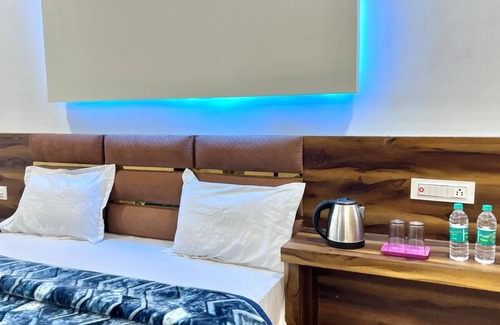 Orchha Hotel | manya palace