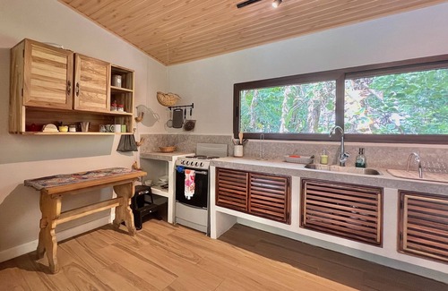 Manzanillo Ski Chalet | Manzanillo Pool House with FiberOpt