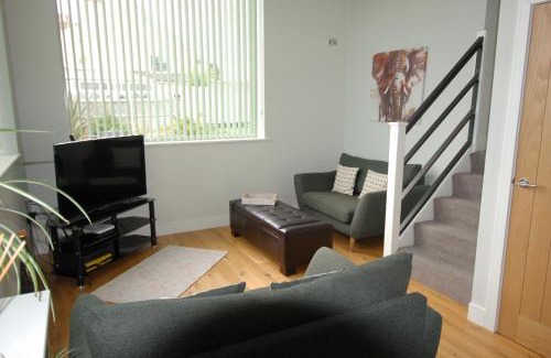 Church Fenton Villa | Maple Gardens Studio