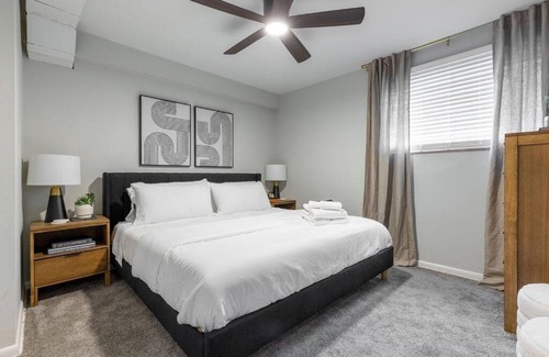 Maple Heights Apartment | Maple Heights Retreat