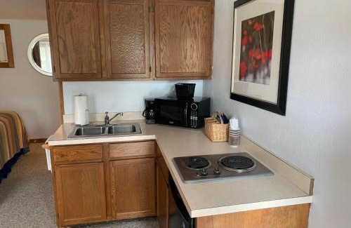 Empire Hotel | Maple Lane Empire