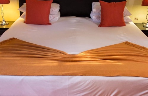 Sunnyside Bed & Breakfast | Maple's Guest House