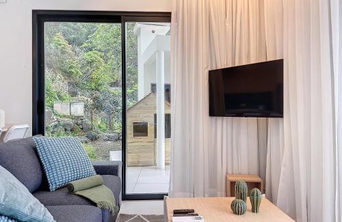 Arco de Sao Jorge Apartment | Mar Yam Garden by Atlantic Holiday