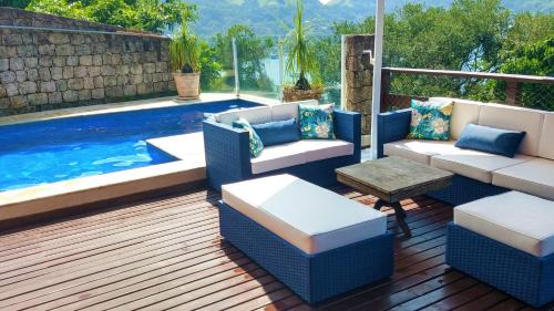 Portogalo House | Maravilhosa Casa em Angra