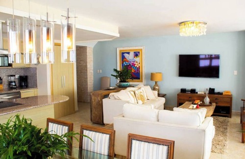 Villas Del Mar Apartment | @Marbella 3BR | 11th Floor| Beachfront| Breakfast