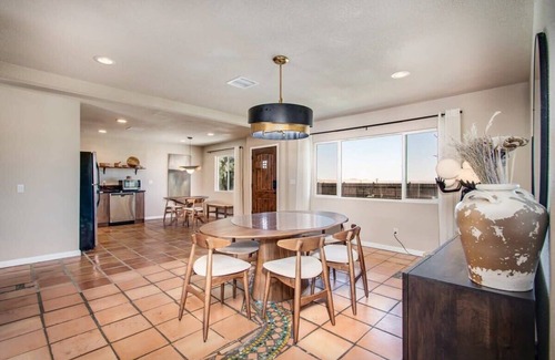 Panorama Heights House | @ Marbella Lane - Moon Designer Home close to JTNP