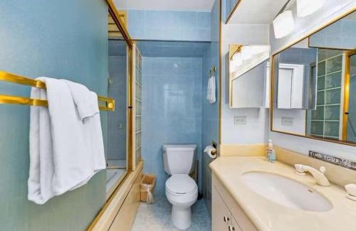 Waikiki Apartment | # Marbella Lane - Refreshing Oceanfront Seascape