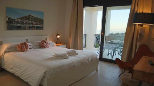 Marbella Apartment | Marbella Resort, Samara By Houselogy