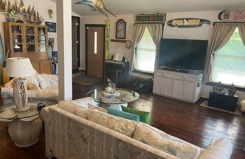 Kuttawa House | Marc's Museum at Lak · Marc's Museum at Lake Barkley