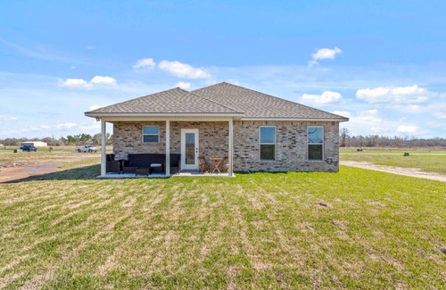 Lake Charles House | Mardi Gras Magic Krew Celebration Cottage - WCN242