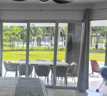 Puerto Juarez Apartment | Mareazul Beachfront Resort - Condo Paraíso