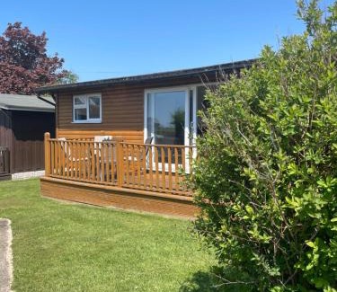 Seaton Ski Chalet | Margaret Ann Chalet