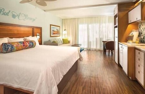 Red Hook Resort | Margaritaville Vacation Club Beachfront Resort