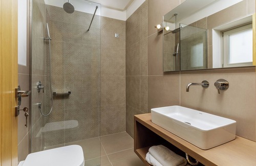Omales Hotel | Margazi Hotel
