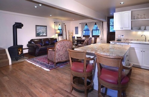 Crested Butte Cabin | Margeaux`s Cottage/Last Minute July 4th Availability! Book Now!