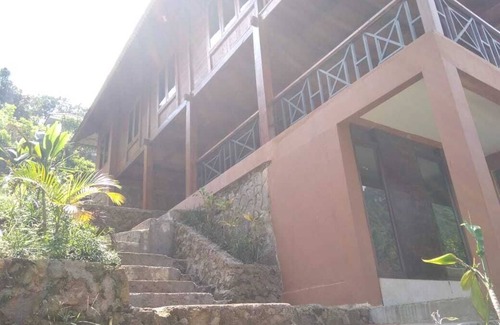 Cisarua Villa | Mari melukis kenangan mu disini