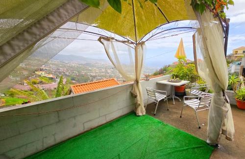 Camara de Lobos House | Maria Cottage Levada do Norte WiFi
