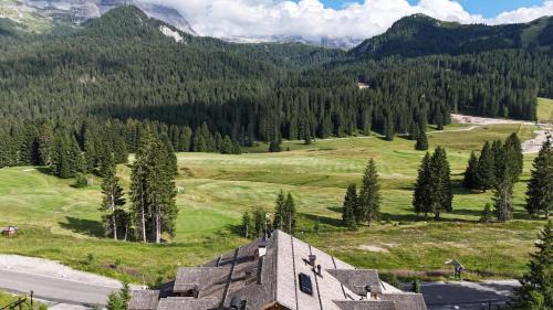 Campo Carlo Magno Hotel | Maribel Hotel