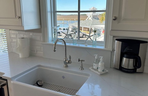 Saint Helena Island Cottage | Marina cottage with unbelievable views on Fripp Island.