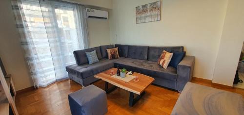 Pasalimani Apartment | Marina Zeas Apartment for Big Group