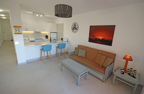 El Medano Apartment | MARINEDA by RENTMEDANO ocean views, pool, parking WIFi Smart TV