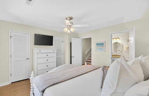 Isle of Palms Hotel | Mariners Walk 3f by Wild Dunes, Oceanfront