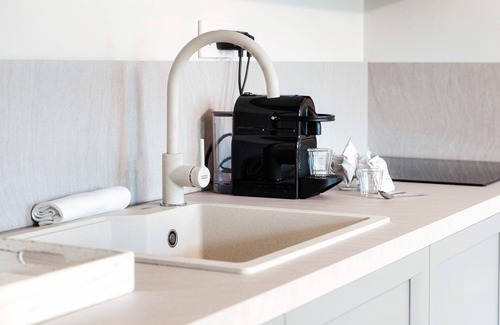 Como City Centre Apartment | Marinetti Suite 7