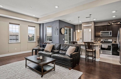 Reno House | Marketing in Reno With 2 Bedrooms and 2 Bathrooms