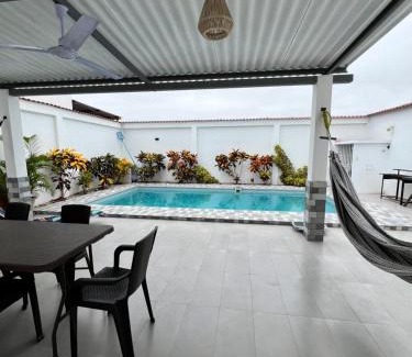 Ballenita Villa | Marlantt Beach House