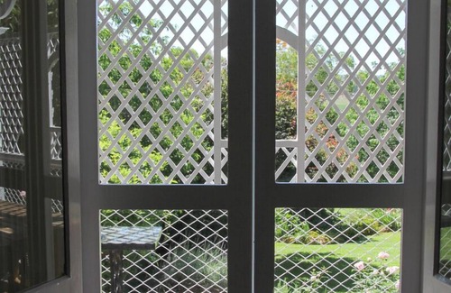 Canowindra House | Marlow House -Canowindra Accommodation