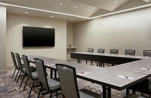 Bay Street Corridor Hotel | Marriott Downtown at CF Toronto Eaton Centre