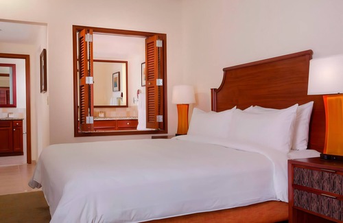 Ko Olina Resort | Marriott's Ko Olina Beach Club - Many Dates Available!