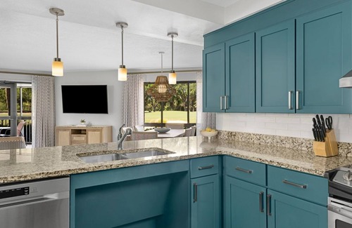 Florida Central Atlantic Coast Resort | Marriott's Sabal Palms Resort Minutes to Disney Gate