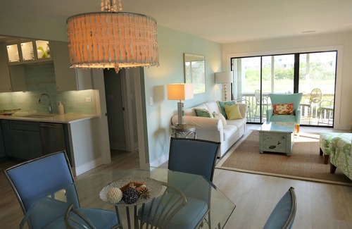 Seabrook Island Villa | MARSH/SUNSET VIEWS-DOCK/POOL-RENOVATED