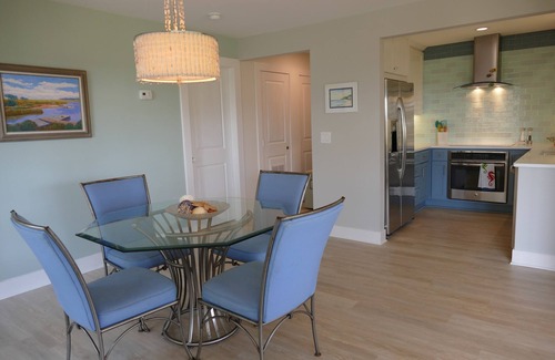 Seabrook Island Villa | MARSH/SUNSET VIEWS-DOCK/POOL-RENOVATED