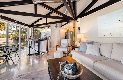 Saint Helena Island Cottage | Marsh View Treehouse Retreat on Fripp Island