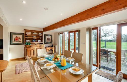 Sudbourne House | Marshland Estate Barn