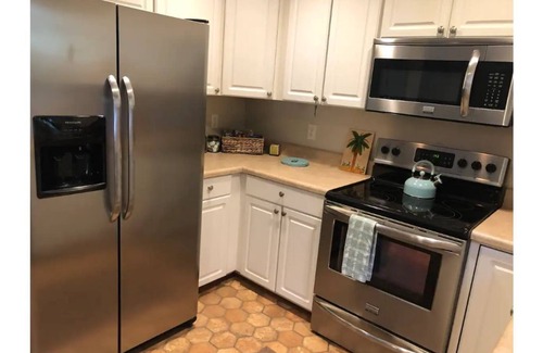 Shell Point House | Martin's Manor - just minutes from Parris Island!